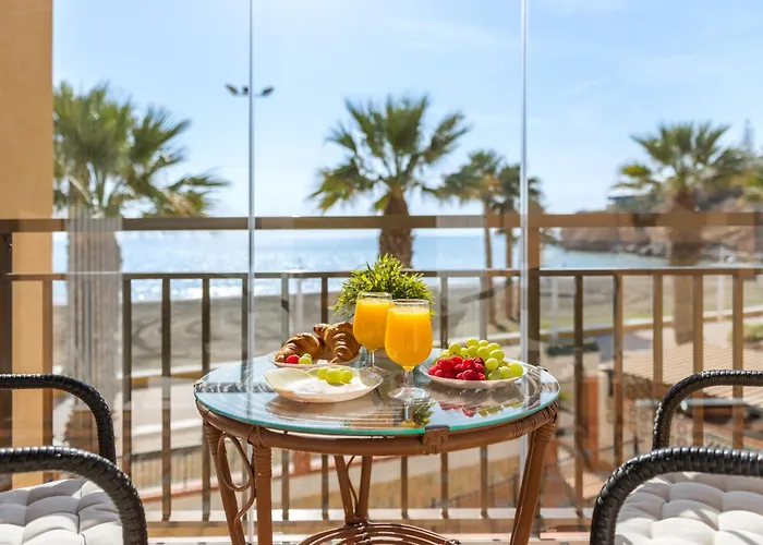 Wintowinrentals Spectacular Sea Views On The Beachfront