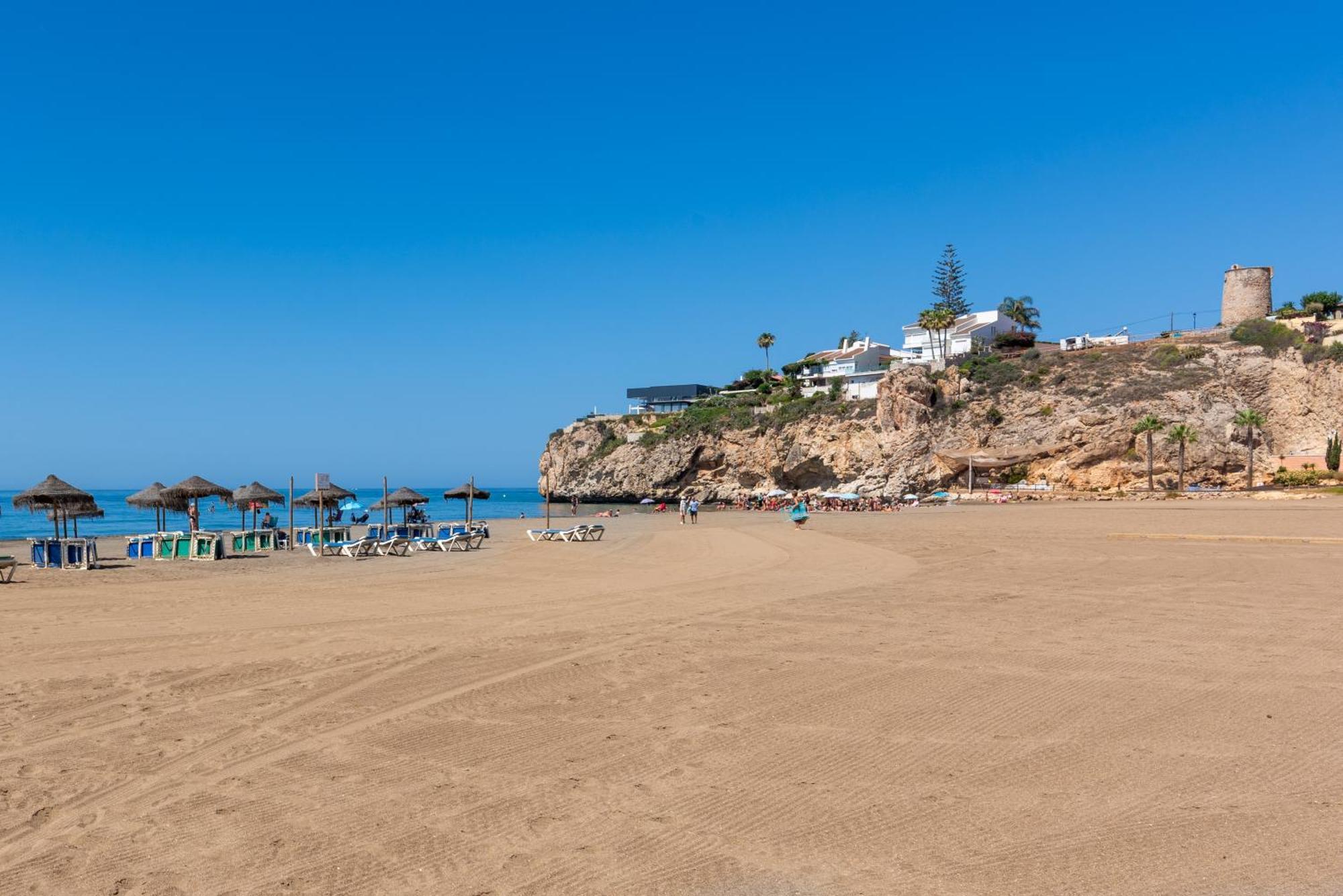 Wintowinrentals Spectacular Sea Views On The Beachfront Apartamento Rincón de la Victoria