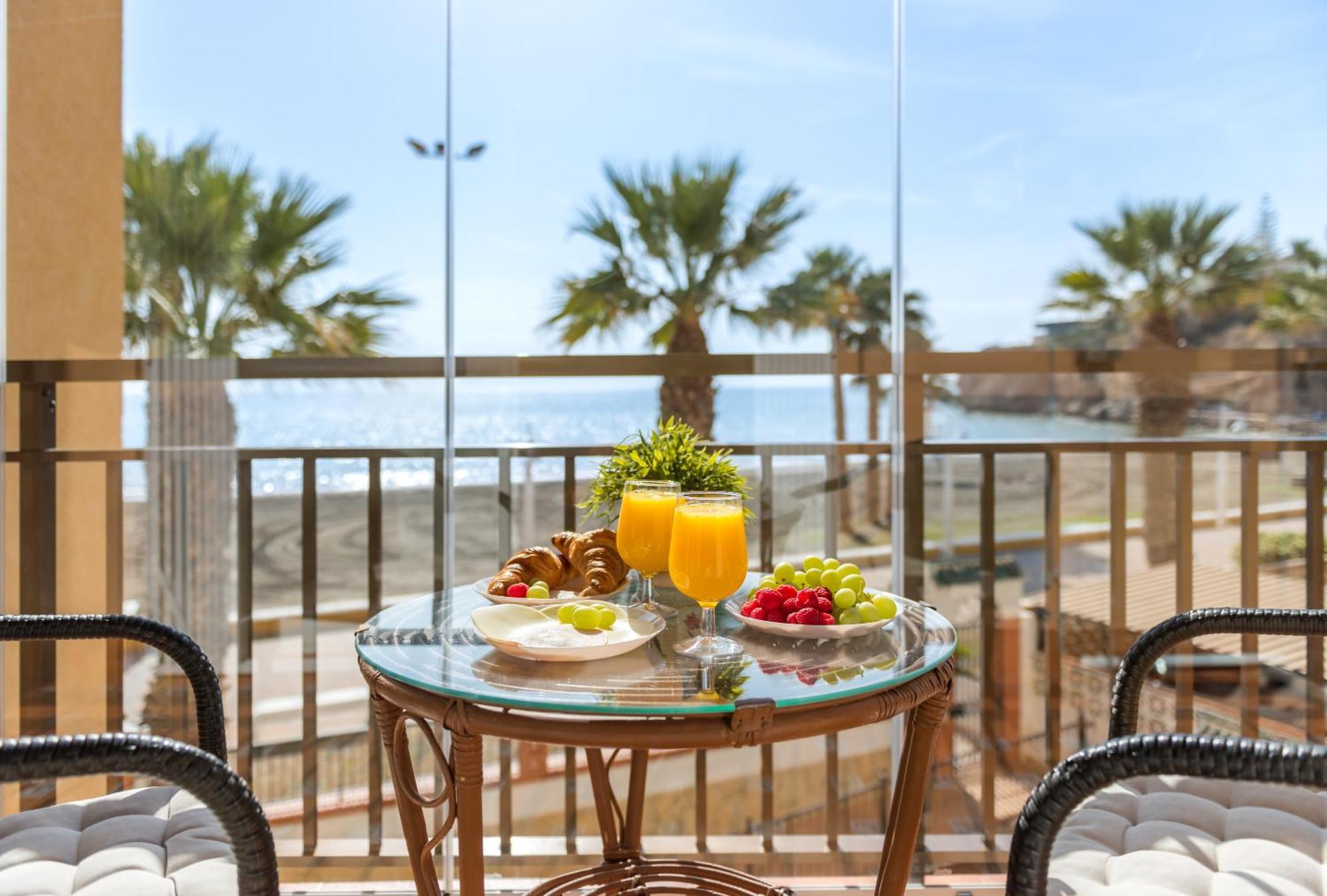 Wintowinrentals Spectacular Sea Views On The Beachfront Apartamento *
