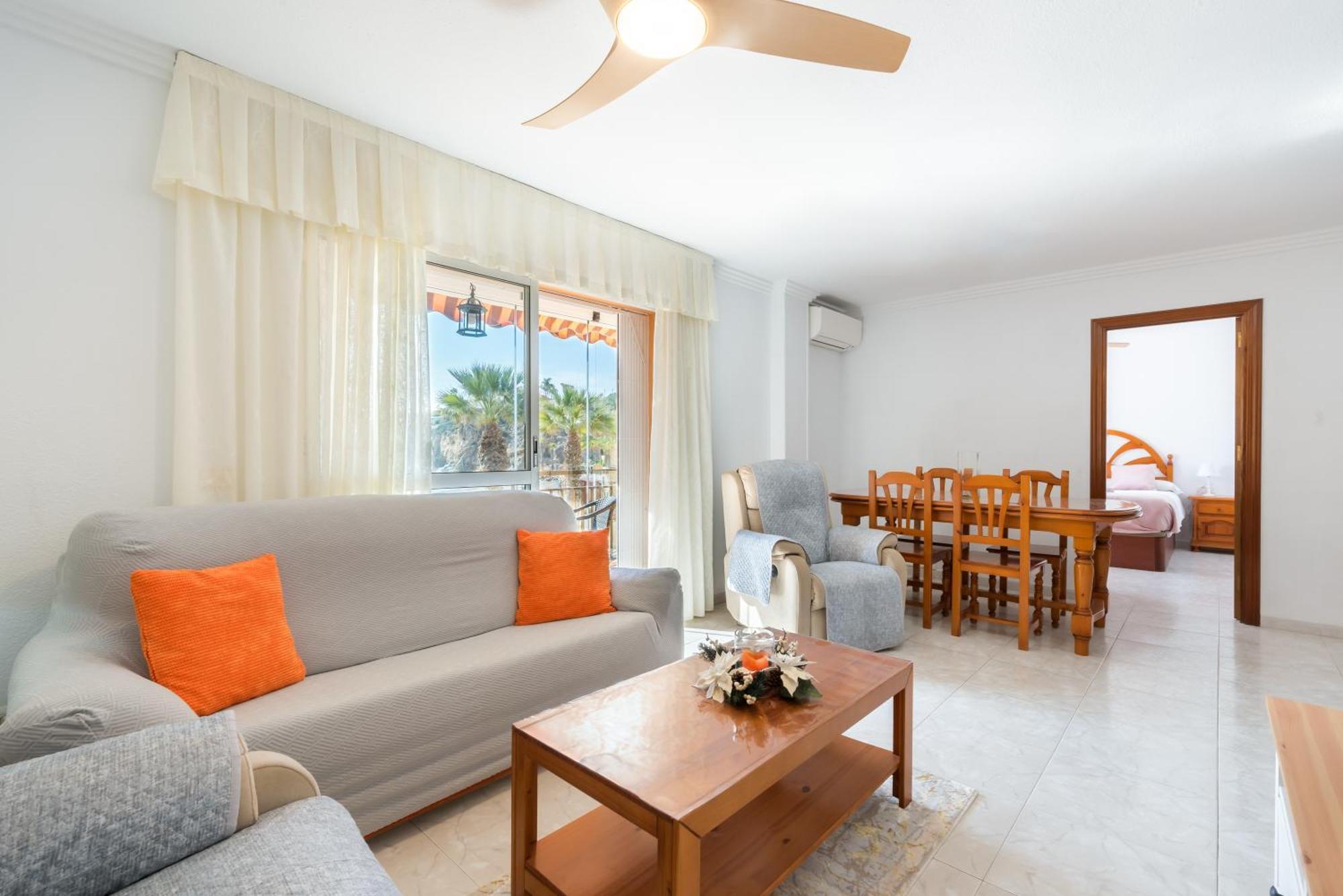Apartamento Wintowinrentals Spectacular Sea Views On The Beachfront